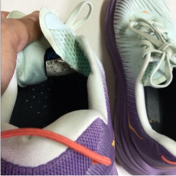 Hoka Sneakers 8.5 - Picture 7 of 9